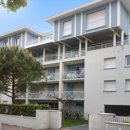 D'une A A 30 M De La Avec Vue Sur La Terrasse Amenagee Et Wifi Lägenhet Arcachon